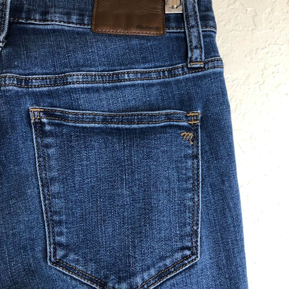 Madewell 10” Roadtripper Medium Wash Jeans - Picture 4 of 13